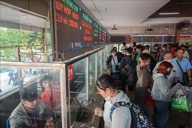 Không được lợi dụng biến động giá nhiên liệu để tăng giá cước bất hợp lý

​